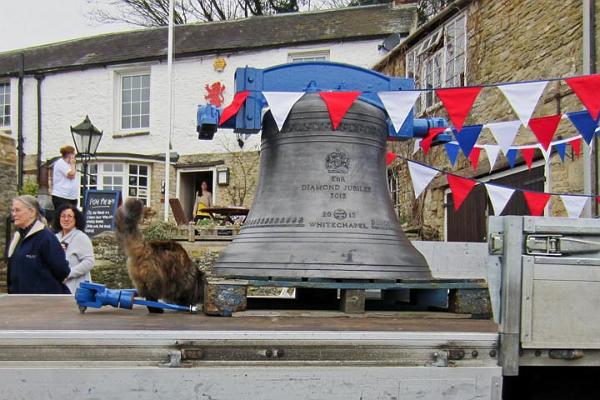 3. Saturday, outside the Red Lion.jpg -                                